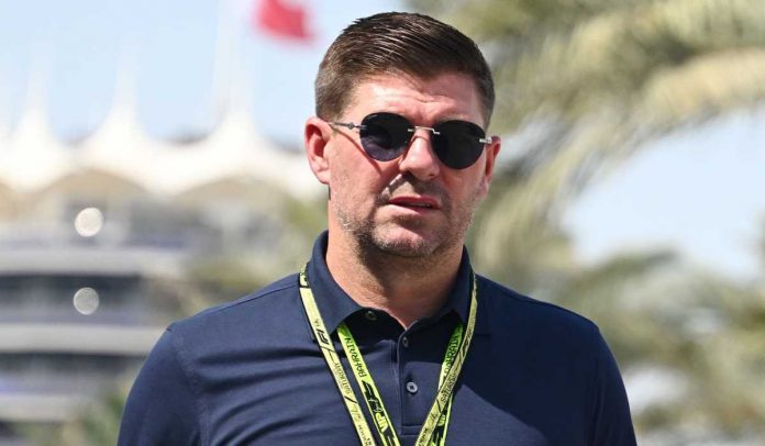 Steven Gerrard saat menghadiri F1 Grand Prix di Bahrain