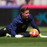 Ter Stegen dalam sebuah sesi latihan Barcelona
