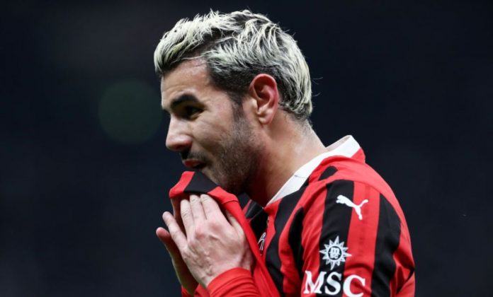 Theo Hernandez pemain AC Milan