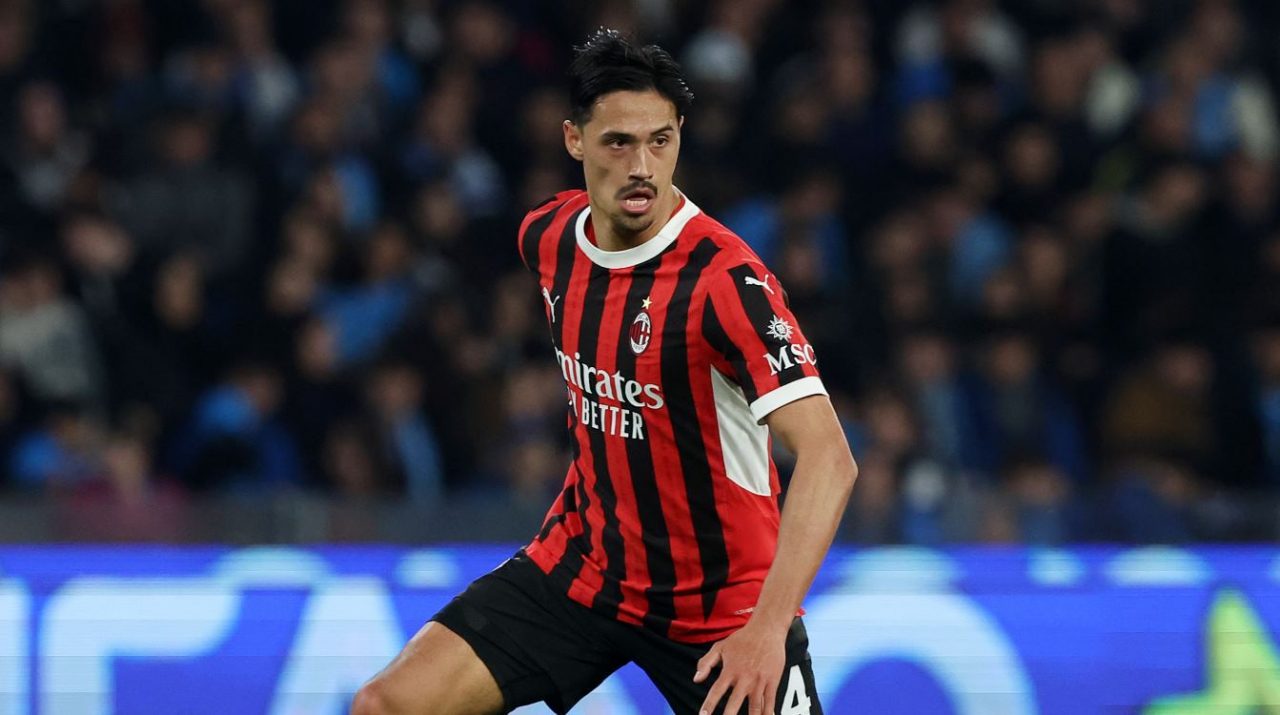 Tijjani Reijnders gelandang AC Milan