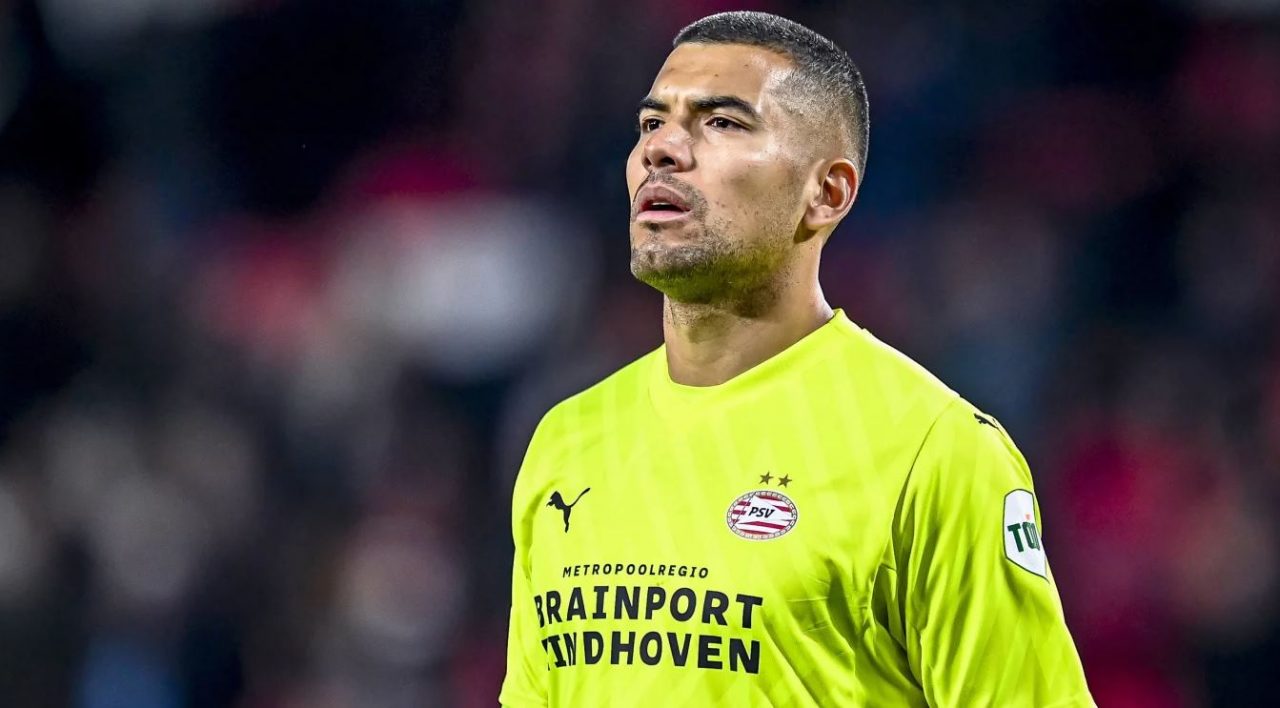 Walter Benitez kiper PSV Eindhoven