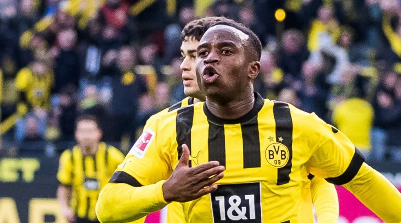 Youssoufa Moukoko pemain Borussia Dortmund