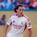Aksi Alvaro Carreras di laga Piala Dunia Antar Klub Benfica
