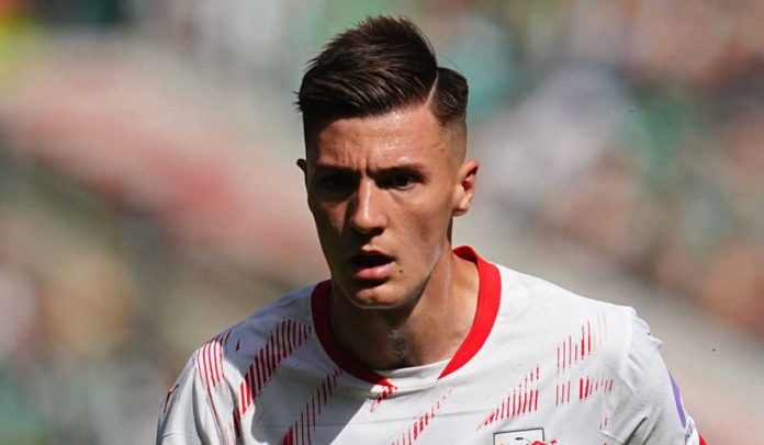Aksi Benjamin Sesko di laga Werder Bremen vs RB Leipzig