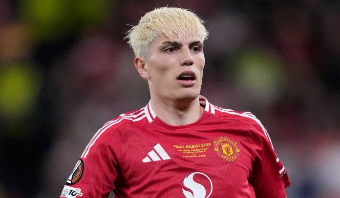 Alejandro Garnacho dibandrol Manchester United senilai 876 Miliar