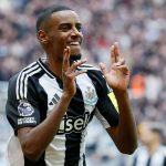 Alexander Isak hadapi masalah nomor punggung jika pindah ke Liverpool