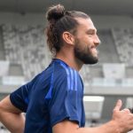 Andy Carrol dalam persiapan menuju laga Girondins Bordeaux v Chateaubriant Voltig