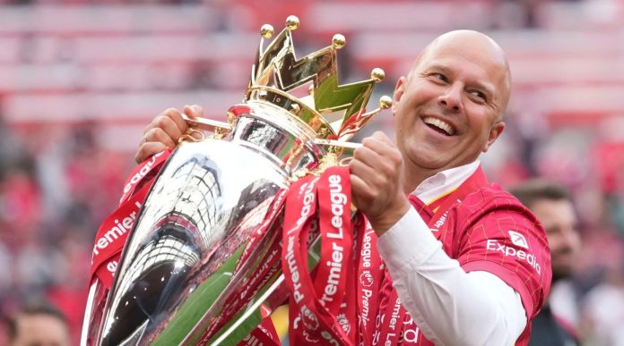 Arne Slot manajer Liverpool