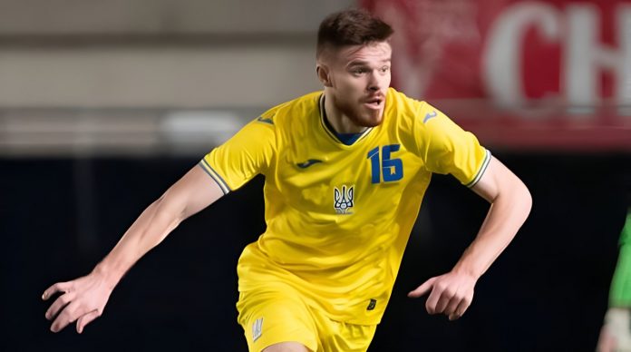 Arseniy Batahov, bek tengah milik Trabzonspor