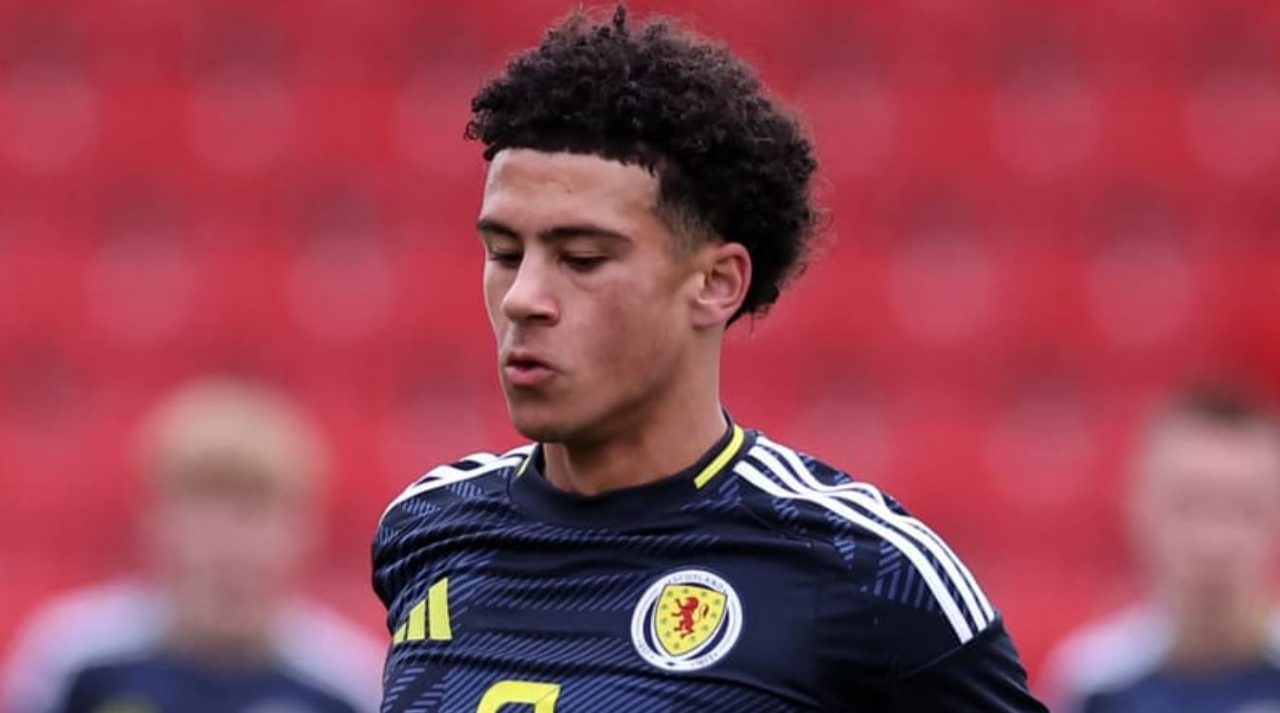 Caelan-Kole Cadamarteri resmi gabung Manchester City