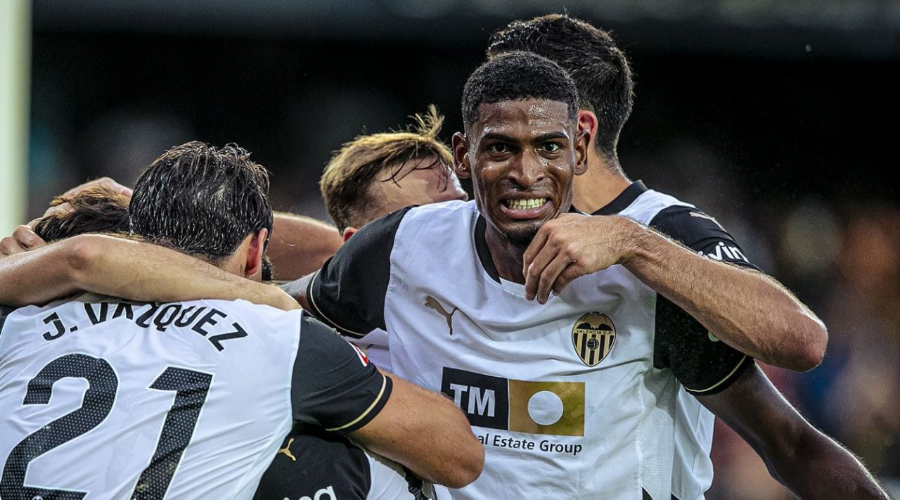 Cristhian Mosquera bek muda Valencia