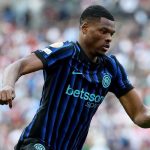 Denzel Dumfries ditawarkan ke Barcelona
