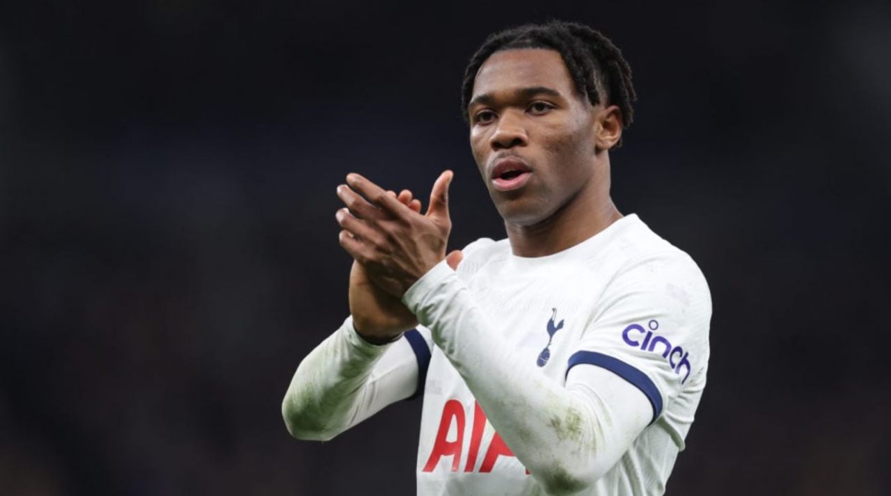 Destiny Udogie pemain Tottenham Hotspur