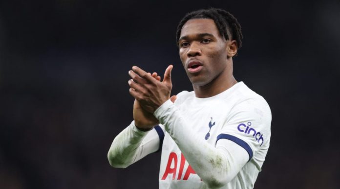Destiny Udogie pemain Tottenham Hotspur