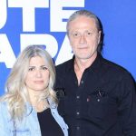 Emmanuel Petit bersama istri di acara Sur La Route De Papa