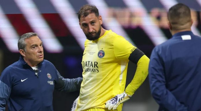 Gianluigi Donnarumma kiper PSG