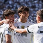 Gonzalo Garcia ikut merayakan gol Fran Garcia