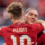 Harvey Elliot dan Darwin Nunez merayakan gol bersama