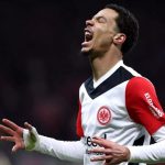 Hugo Ekitike pemain Eintracht Frankfurt