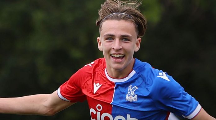 Jesse Derry pemain Crystal Palace