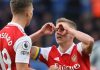 Leandro Trossard dan Oleksandr Zinchenko pemain senior Arsenal