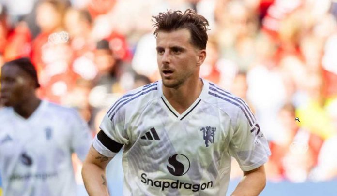 Mason Mount di laga Manchester United vs Leeds United
