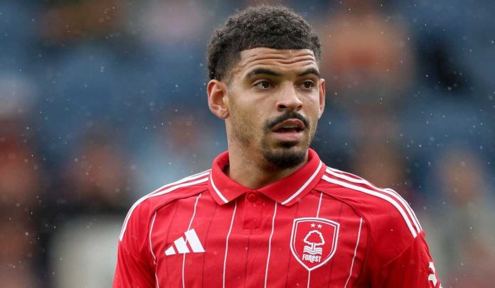 Morgan Gibbs-White perpanjang kontrak di Nottingham Forest
