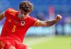 Neco Williams pemain Nottingham Forest
