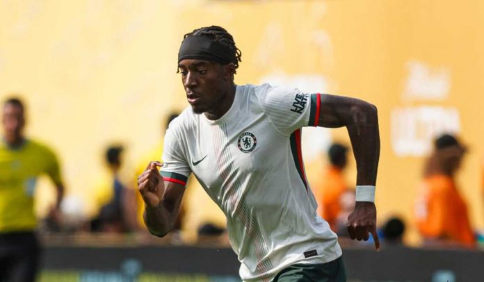 Noni Madueke di laga Fluminense vs Chelsea