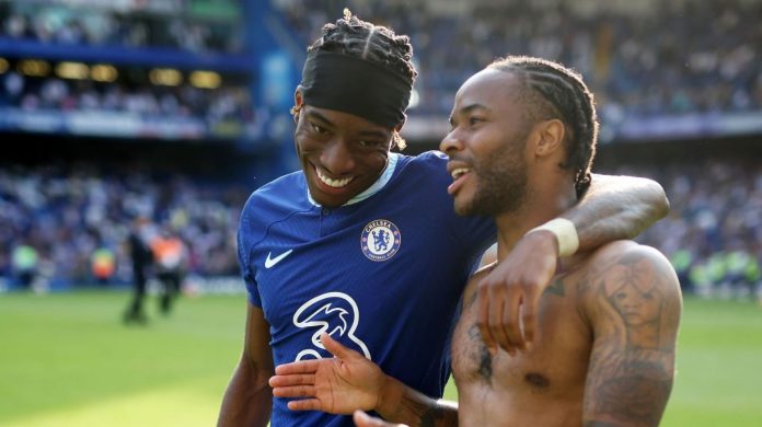Raheem Sterling dan Noni Madueke pemain Chelsea