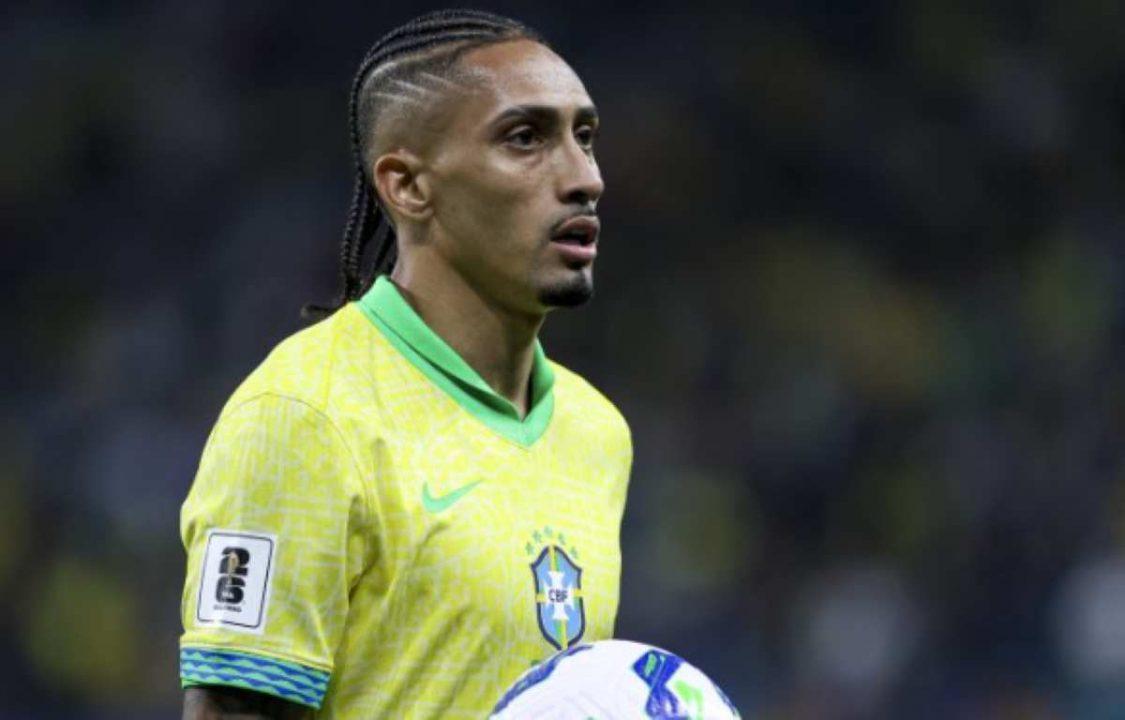 Raphinha Bakal Kembali ke Posisi Awal Jika Barcelona Datangkan Nico Williams