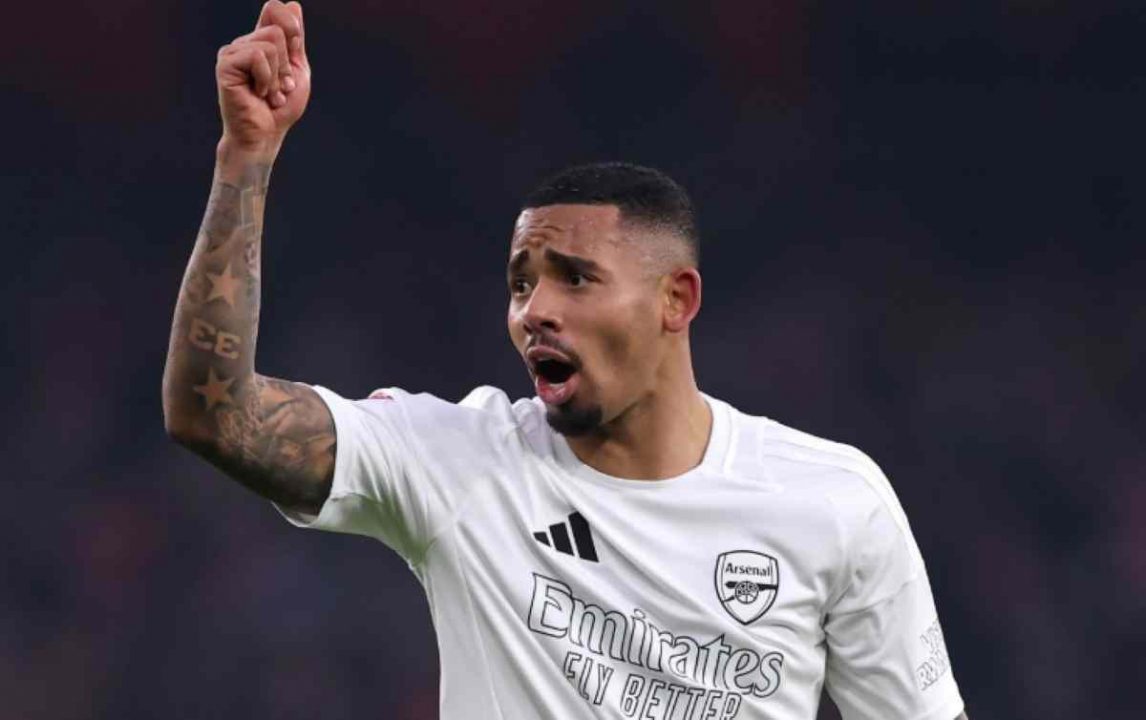 Gabriel Jesus Dipantau Barcelona
