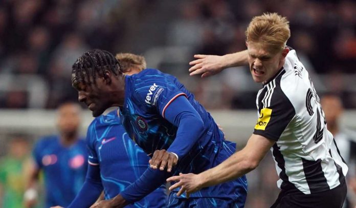 Aksi Axel Disasi di laga Chelsea vs Newcastle United