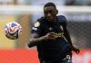Aksi Randal kolo Muani di laga Real Madrid vs Juventus