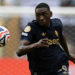 Aksi Randal kolo Muani di laga Real Madrid vs Juventus