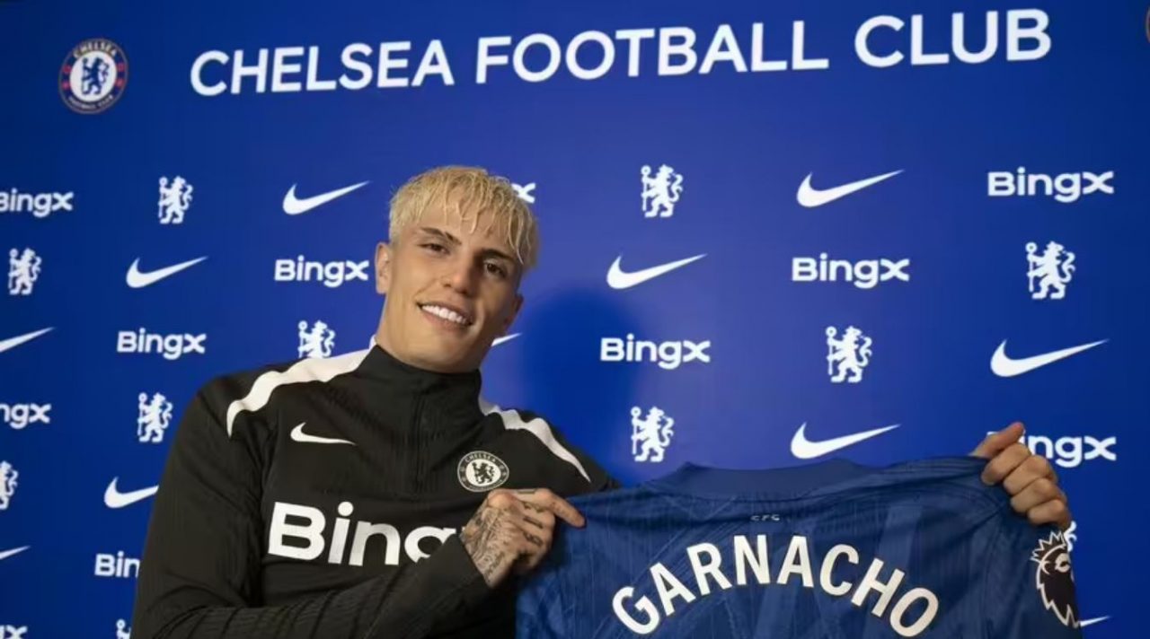 Alejandro Garnacho resmi transfer ke Chelsea