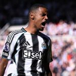 Alexander Isak dikabarkan sudah pamitan dengan rekan-rekannya di Newcastle