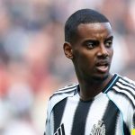 Alexander Isak lakukan aksi mogok untuk dorong kepindahan ke Liverpool
