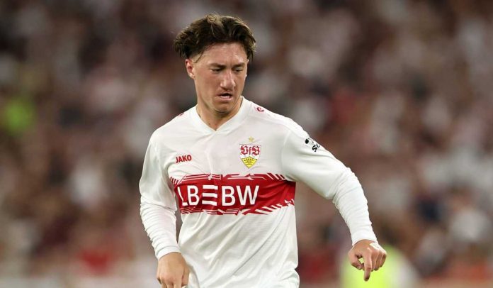 Angelo Stiller diminati Manchester United