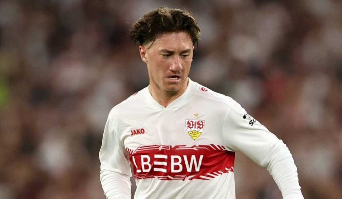 Angelo Stiller kini dikaitkan dengan Manchester United