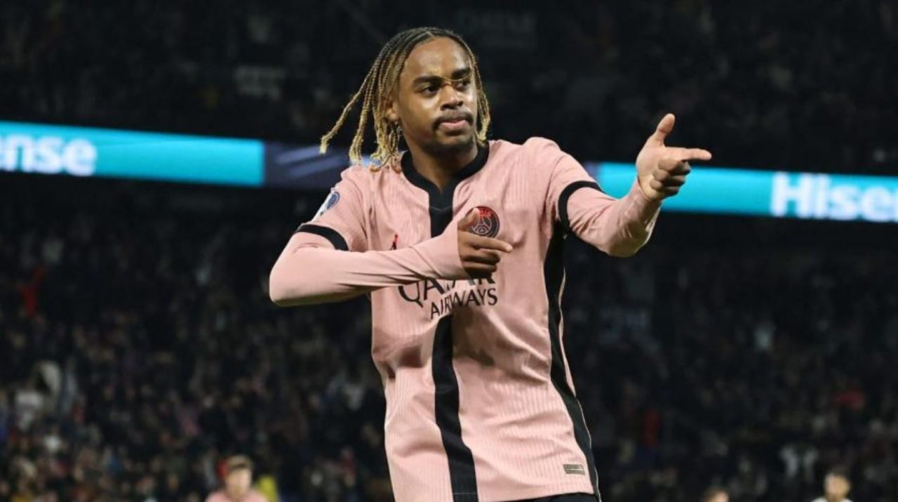 Bradley Barcola pemain PSG