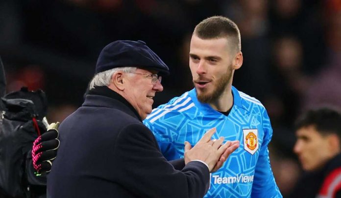 David de Gea berbicara dengan Alex Ferguson
