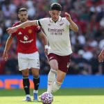 Declan Rice vs pemain Manchester United