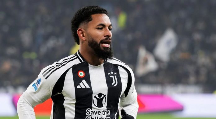Douglas Luiz pemain Juventus