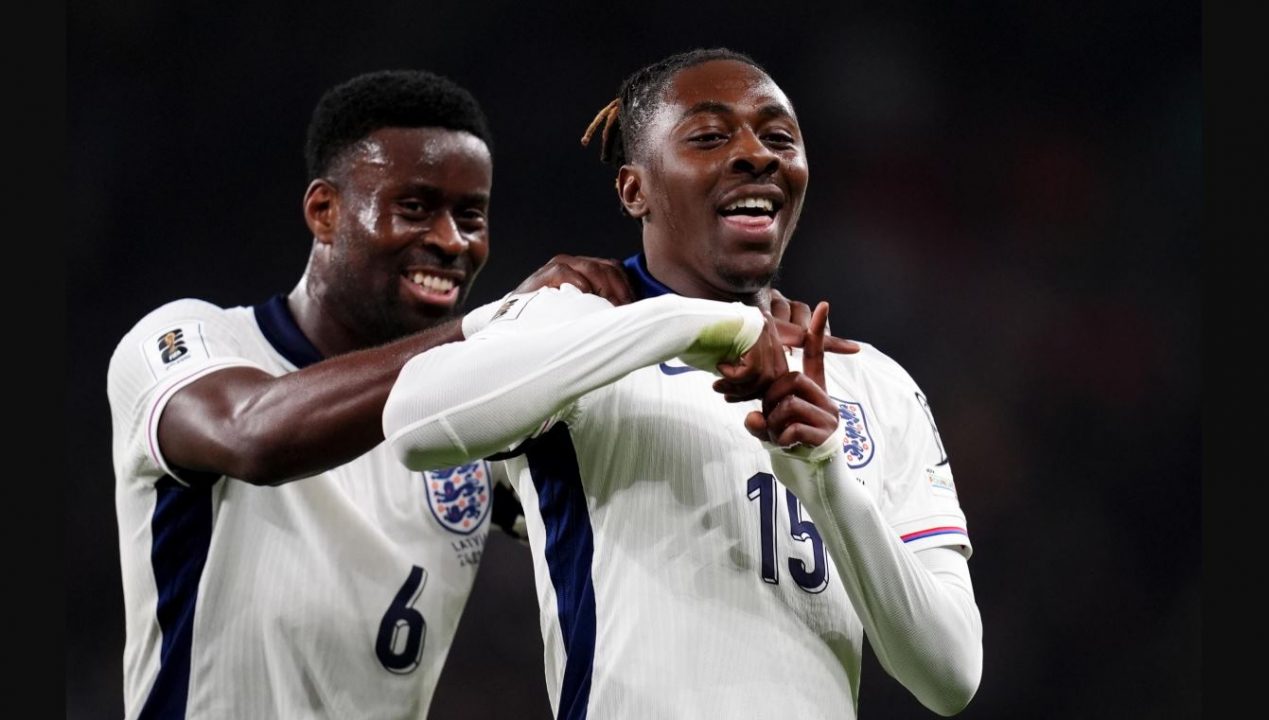 Eberechi Eze dan Marc Guehi pemain Crystal Palace
