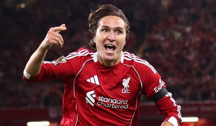 Federico Chiesa rayakan gol untuk Liverpool