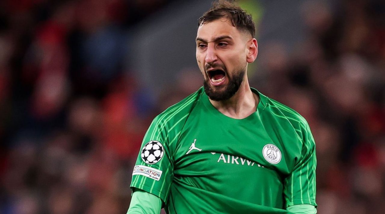 Gianluigi Donnarumma pemain PSG