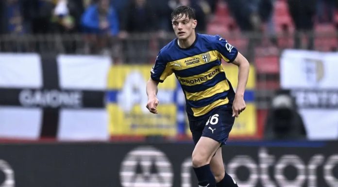 Giovanni Leoni pemain Parma masuk radar transfer Liverpool