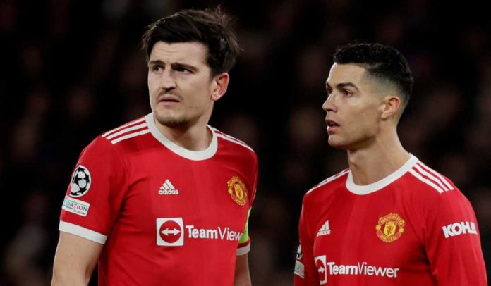 Harry Maguire berbicara dengan Cristiano Ronaldo selama masih bersama di Manchester United