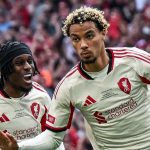 Hugo Ekitike dan Jeremie Frimpong pemain Liverpool